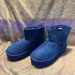 Women’s Blue Suede Plush Lined Platform Ankle Boots